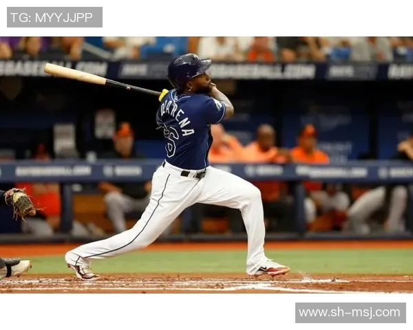 班特列与惠灵顿凤凰展开激烈对决谁能在这场比赛中笑到最后